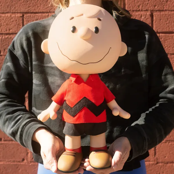 Super7 Peanuts^Peanuts Supersize - Charlie Brown (Red Shirt)